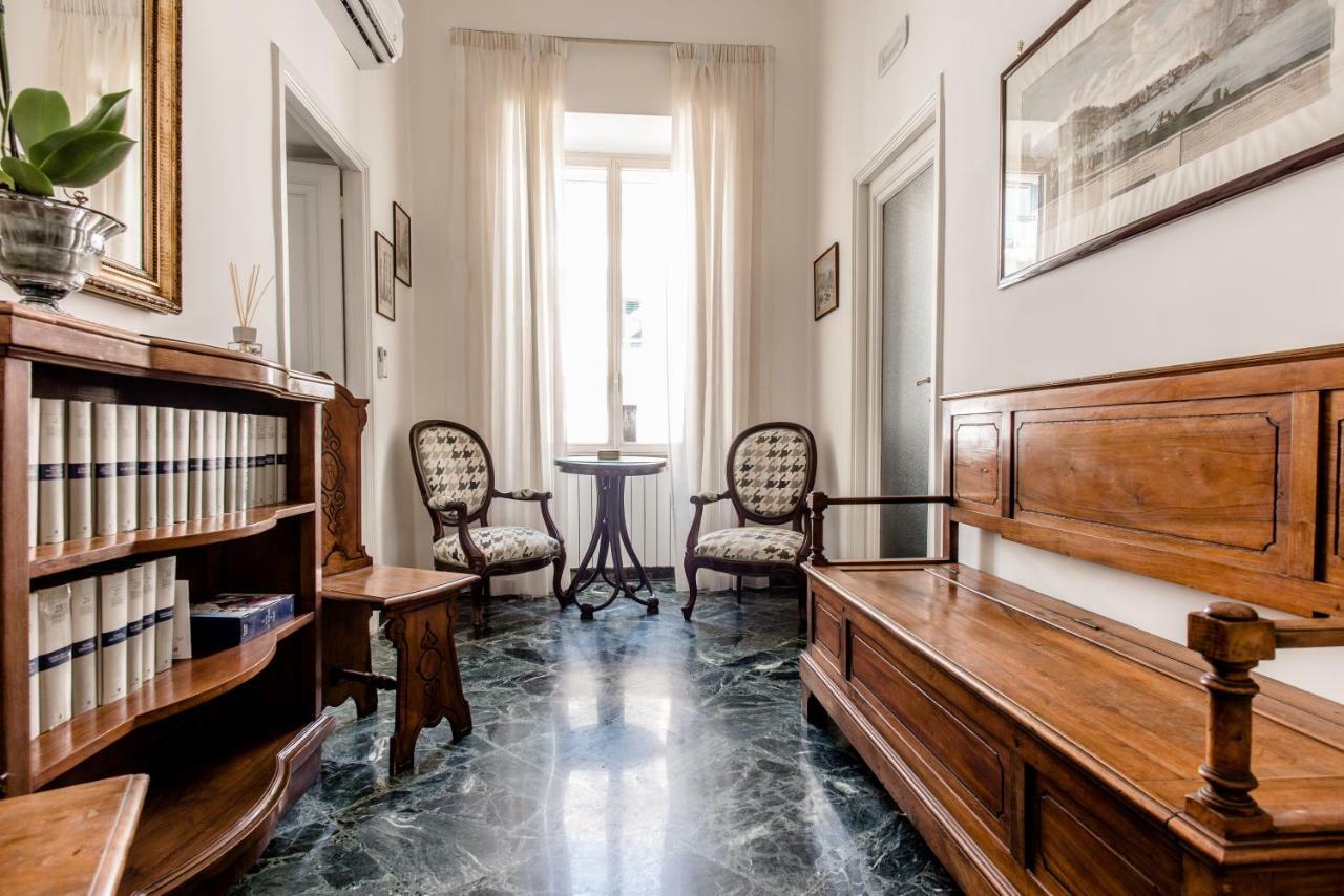 La Casa Di Eugenio Lejlighed Napoli Eksteriør billede